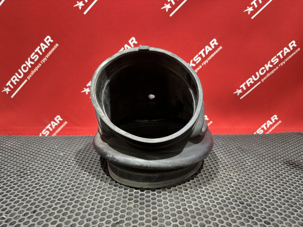 Патрубок воздушного фильтра