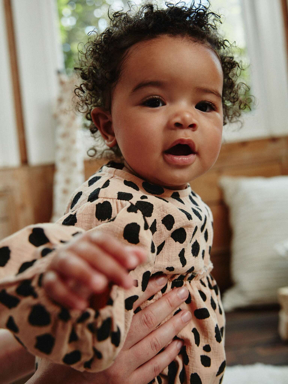 Боди с длинным рукавом и колготки в комплекте для девочек Next Q94-794, Бежевый