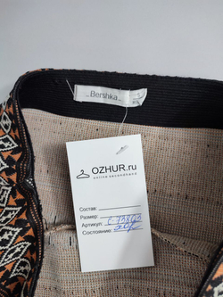 Юбка Bershka с орнаментом 44 размер