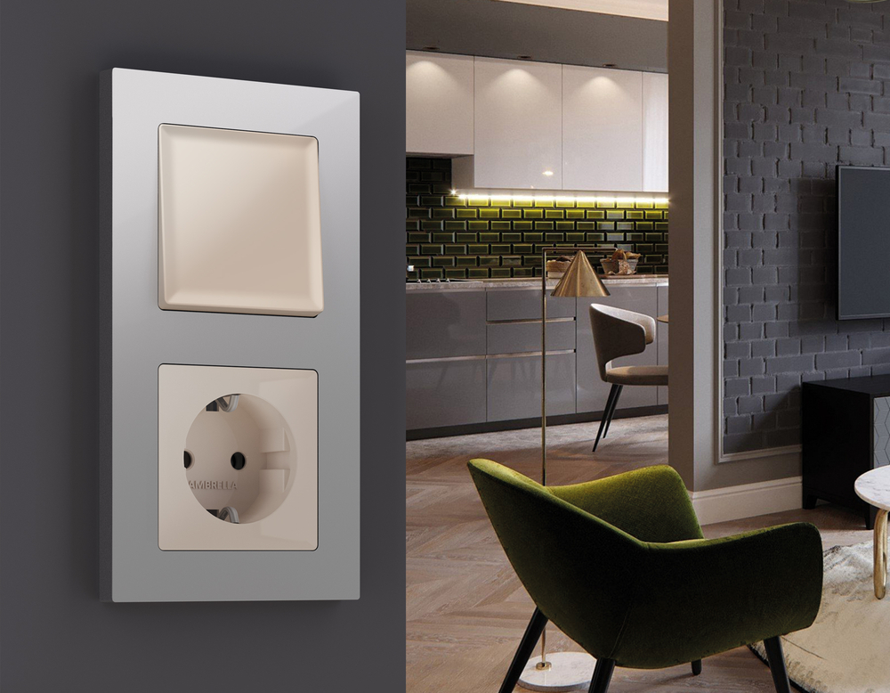 AF220404 Рамка ALFA Techno (Серебро глянец) 4-ая