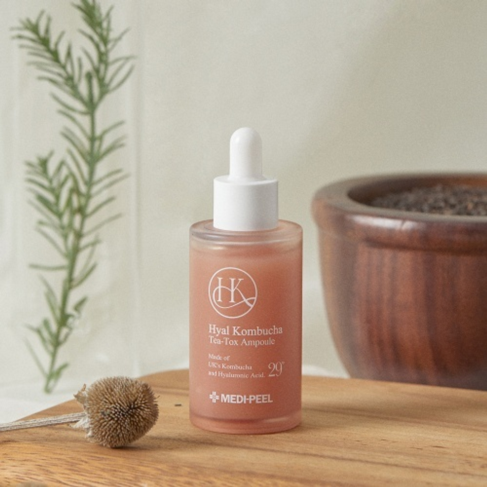 Восстанавливающая ампула с 70% комбучи и церамидами Medi-Peel Hyal Kombucha Tea-Tox Ampoule