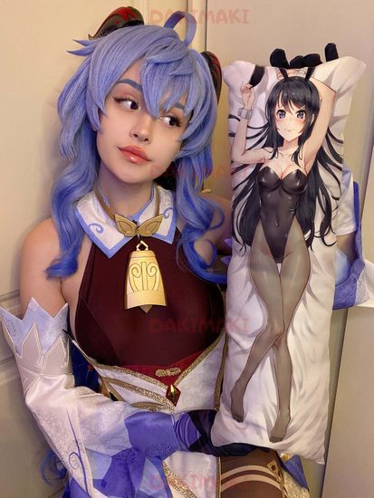 Мини дакимакура Май Сакурадзима из Этот глупый свин не понимает мечту девочки-зайки арт. M0749, 60х20 см