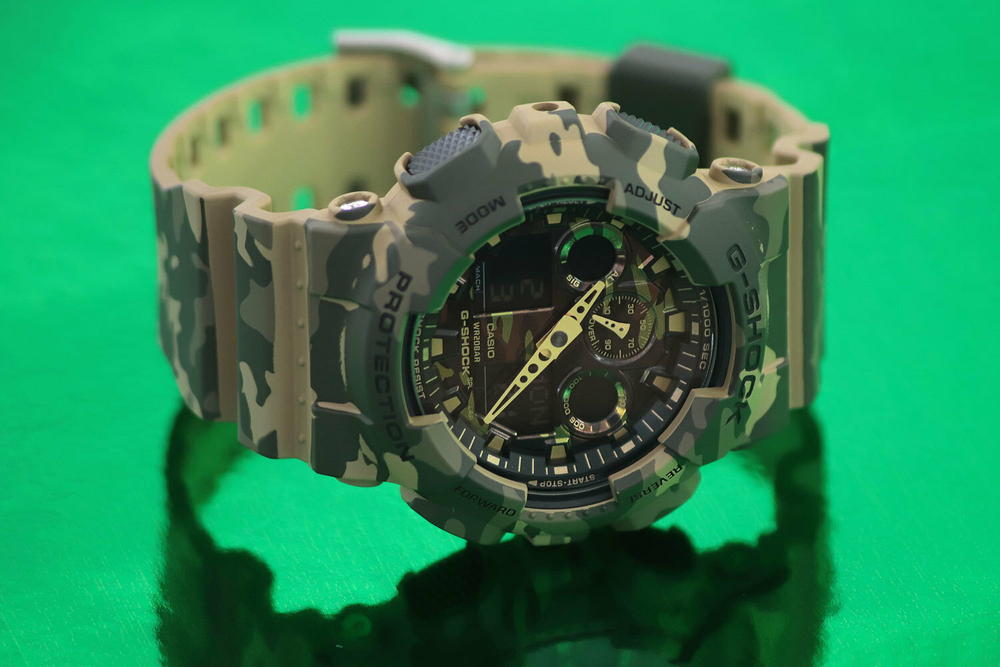 Японские наручные часы Casio G-SHOCK GA-100CM-5A с хронографом