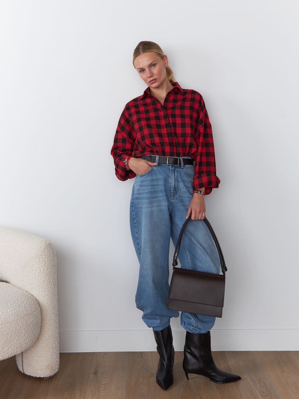 БАЗОВЫЙ РЕМЕНЬ С ПРЯМОУГОЛЬНОЙ ПРЯЖКОЙ BLACK