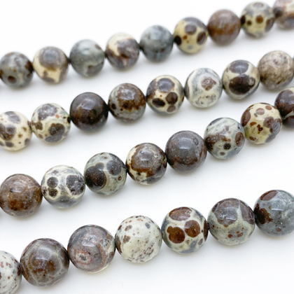 Риолит бусины, диаметр 8,4-8,6 мм, цена за 11 шт (1/4 нити)