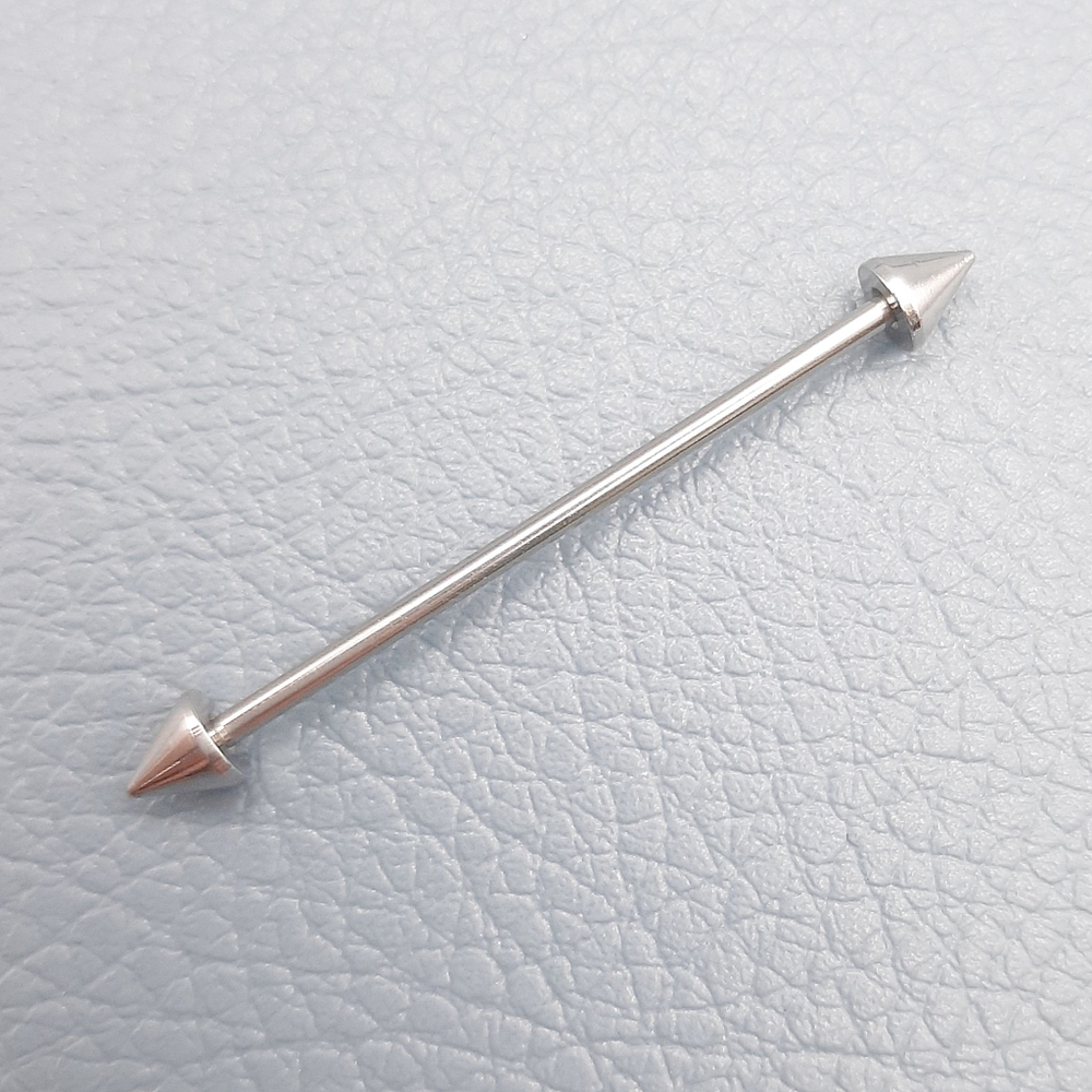 Индастриал 42 мм для пирсинга ушей с конусами 5 мм, толщиной 1,6 мм. Медицинская сталь.
