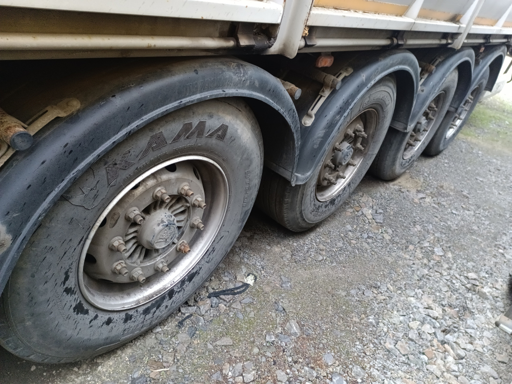 КРОПКУЗОВ 85057* Полуприцеп бортовой 85057B