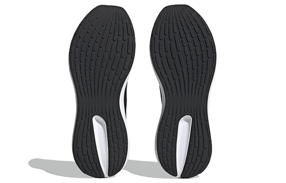 Кроссовки Adidas Response