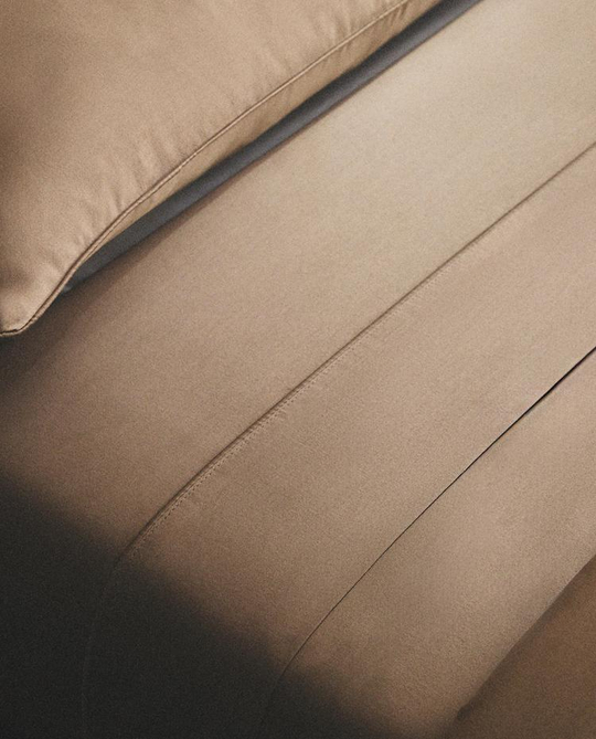 ZARA HOME (500 НИТЕЙ) САТИНОВАЯ ПРОСТЫНЯ, СЕРЫЙ