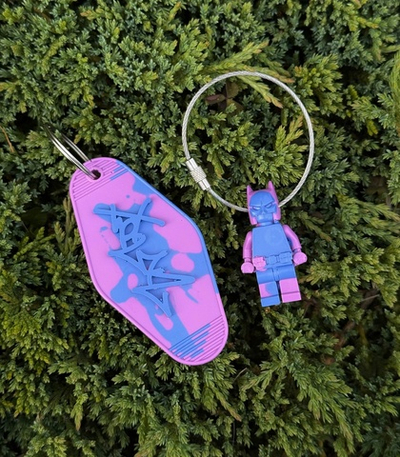 Брелок legoman & keytag Trik