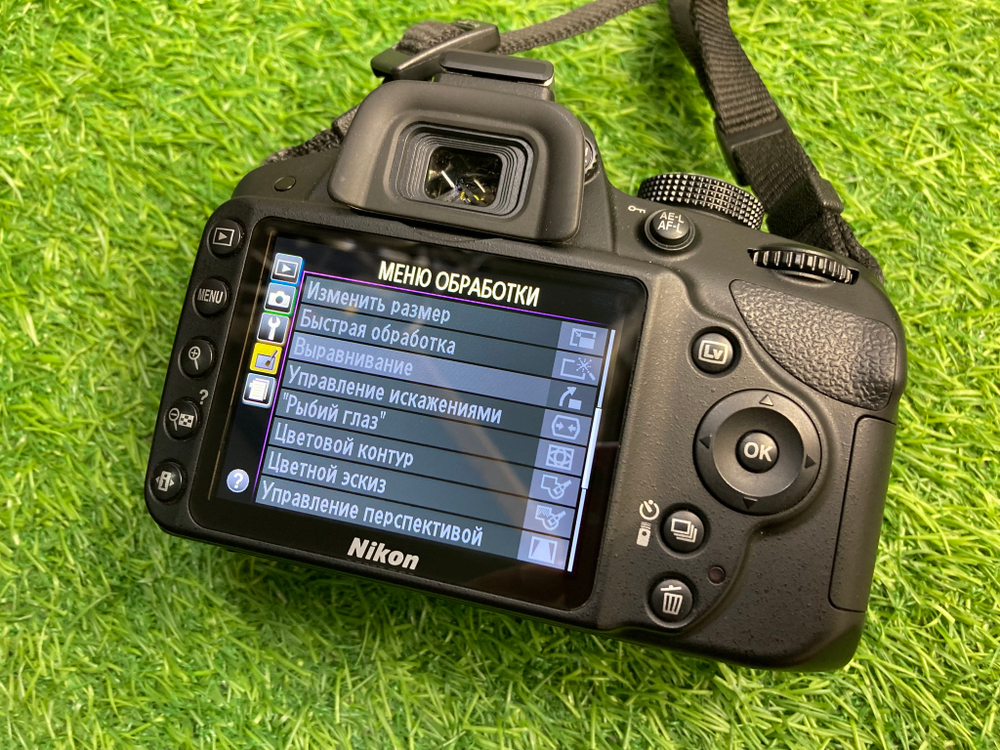 Nikon D3200 + 18-55mm 3.5-5.6G VR (22.700 кадров)