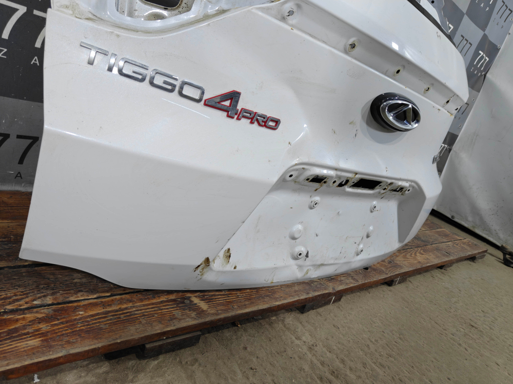 Крышка багажника Chery Tiggo 4, Tiggo 4 Pro 18-нв Б/У Оригинал 552000261AADYJ