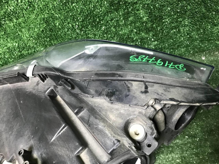 Фара правая BMW X5 F15 X6 F16 (13-18) ксенон