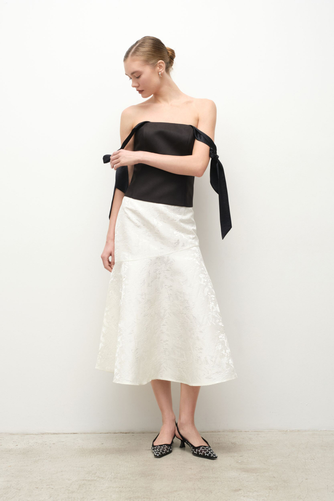 Корсет с лентами