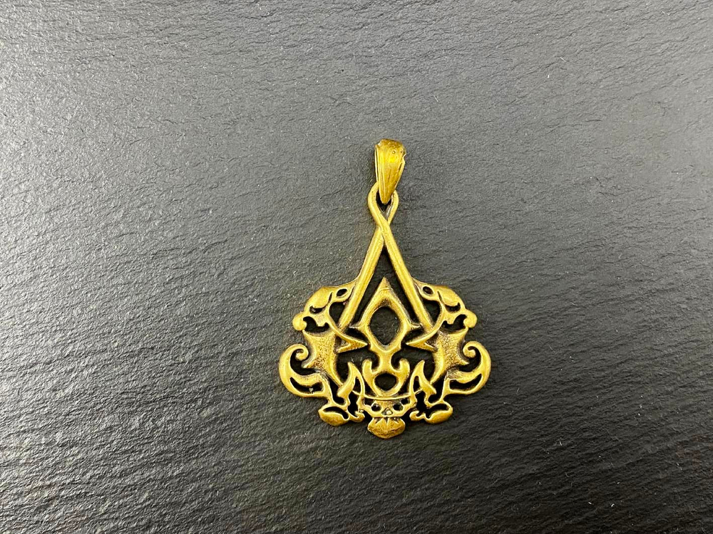 Подвеска. Амулет Assasin 3