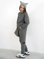 Спортивный костюм для девочки в школу