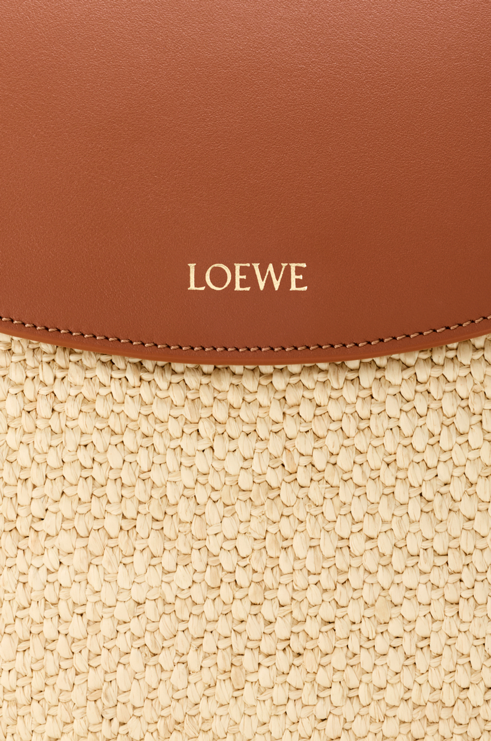 Loewe Средняя сумка Pescador из рафии и телячьей кожи, натуральный/коричневый