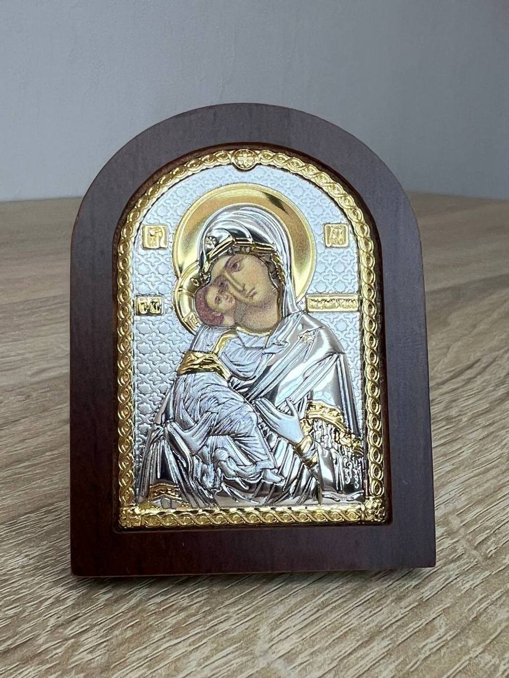 Владимиская БМ, икона арочная, красное дерево, 86х112