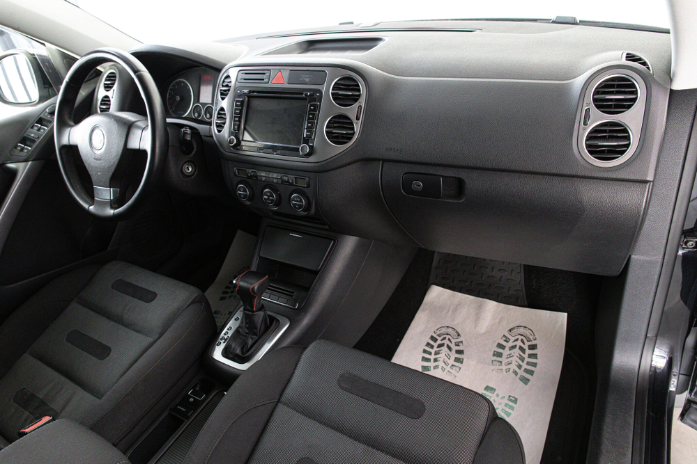 Volkswagen Tiguan, 2008 год