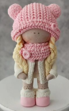 Фигурка из шоколадной глазури, Девочка