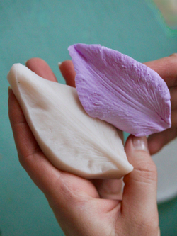 Молд силиконовый вайнер для лепки Лилии / Форма для лепки лепестков