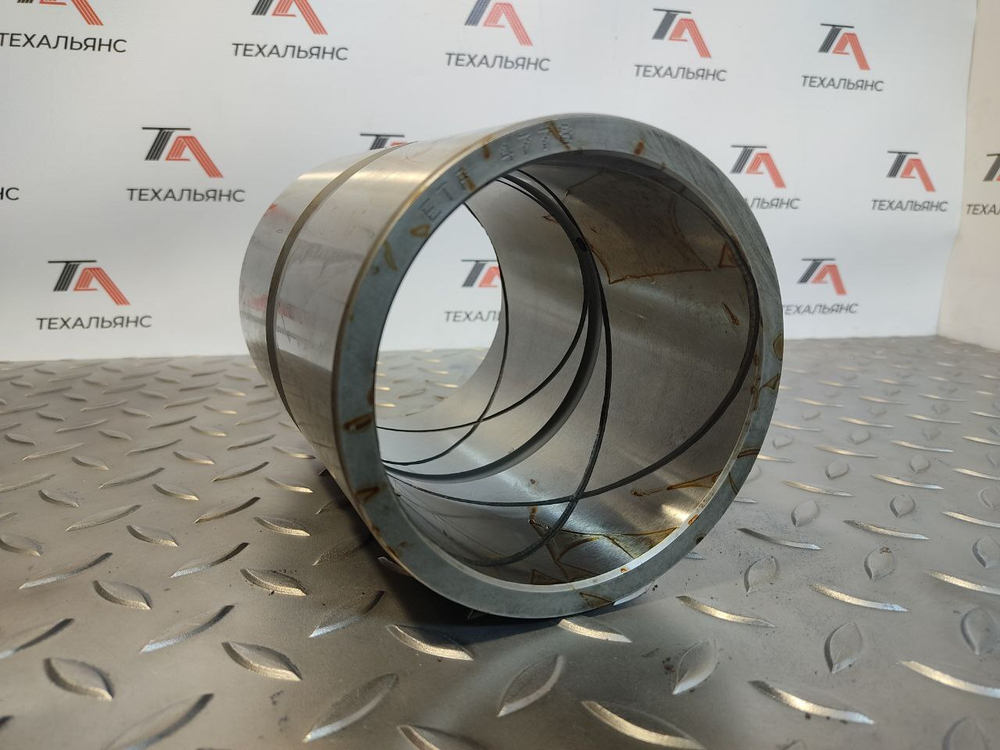 Втулка 209-70-57360