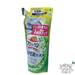 Жидкость чистящая для ванны KAO Magiсclean, предотвращающая образование розовой и чёрной плесени, с антибактериальным эффектом и ароматом зелёных трав, мягкая упаковка 300 мл.