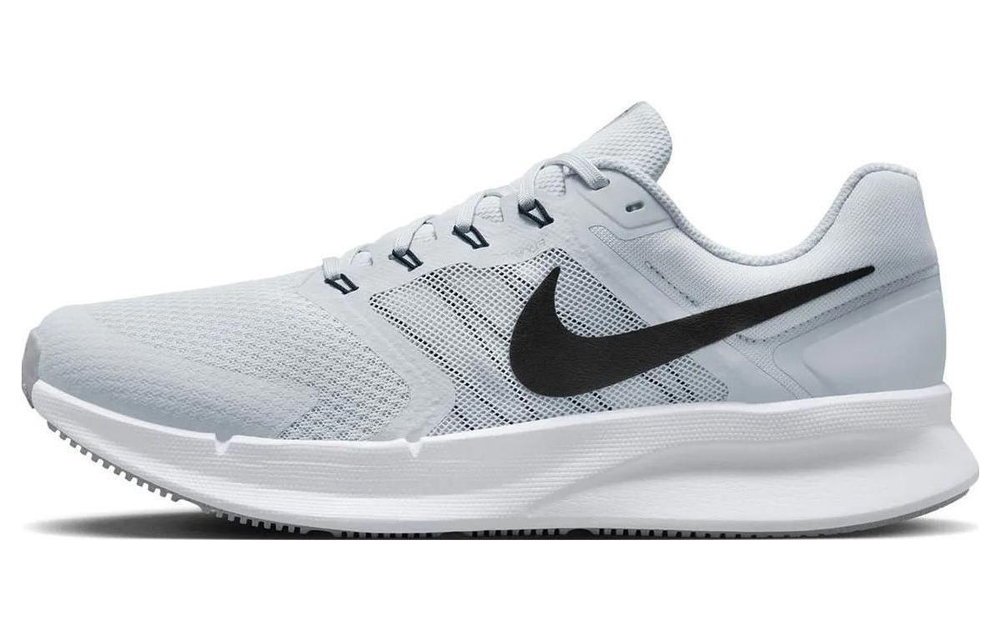 Кроссовки Nike Run Swift 3