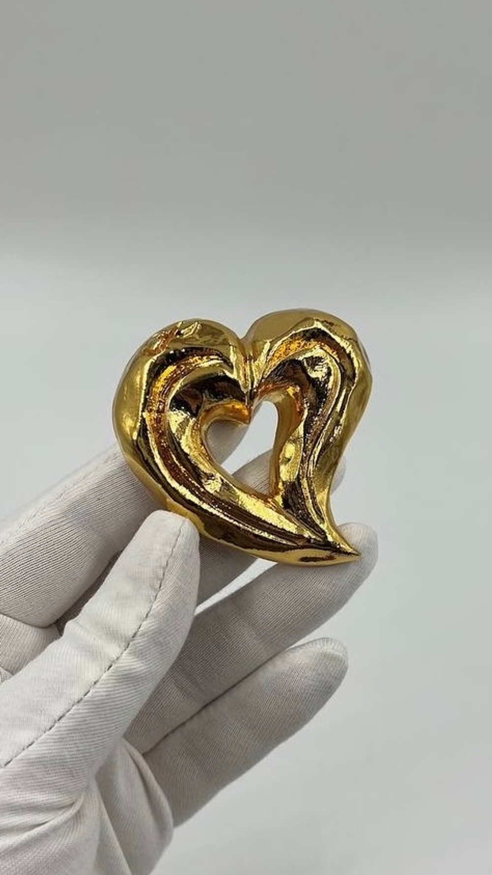 Брошь Сердце Christian Lacroix