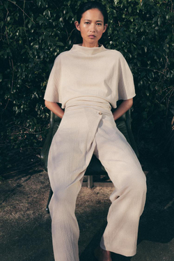 ZARA БРЮКИ С ЗАПАХОМ ИЗ ФАКТУРНОЙ ТКАНИ, БЕЖЕВЫЙ