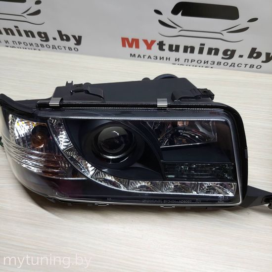 Передние фары DAYLIGHT BLACK для Audi 80 B4