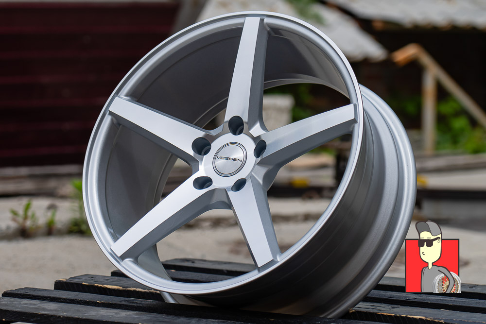 Комплект дисков Vossen VPS-303 18x8 et35 5x114.3