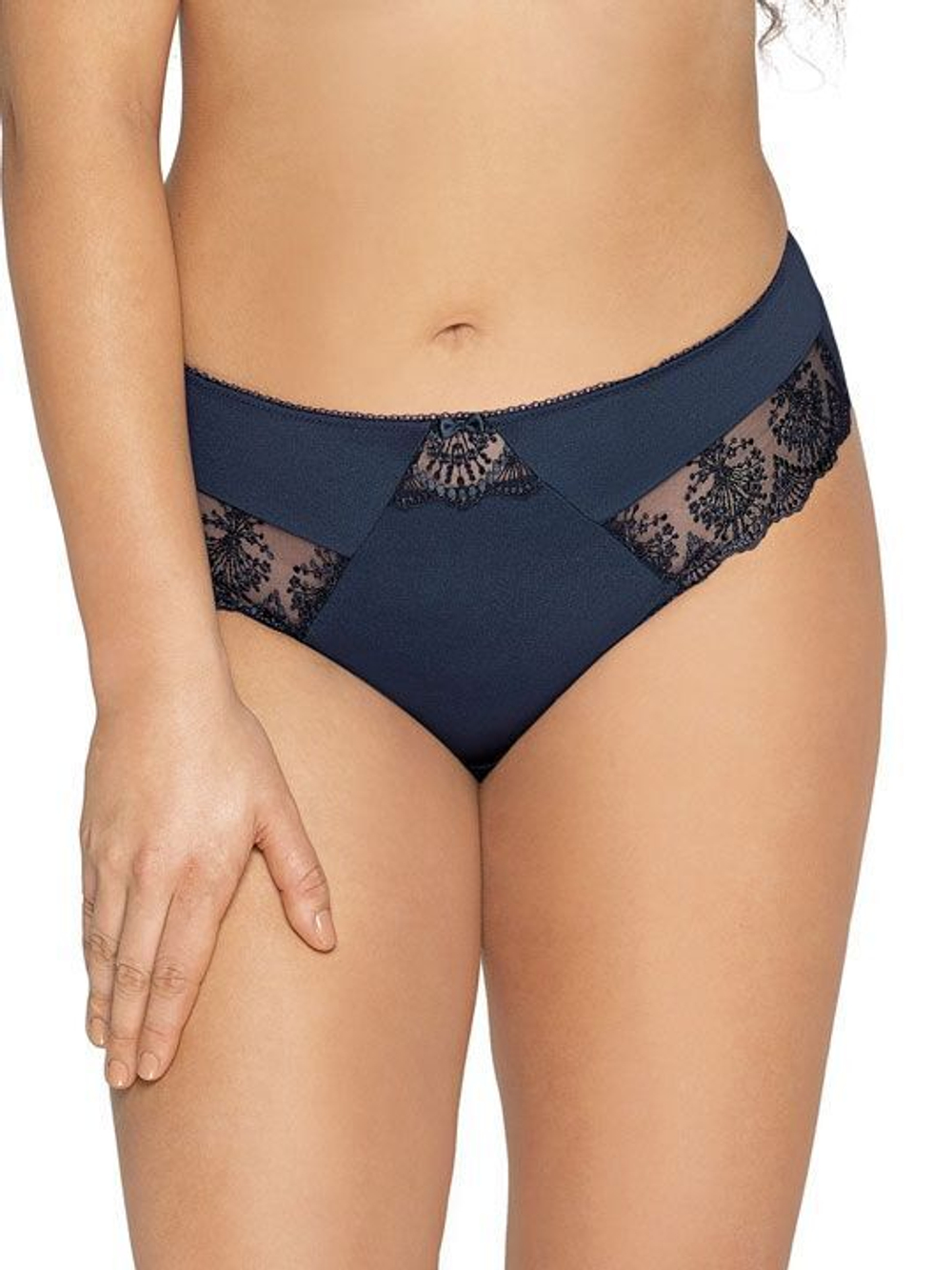 Трусы-бразилиана с кружевными вставками (Размер: S) (Цвет: телесный)