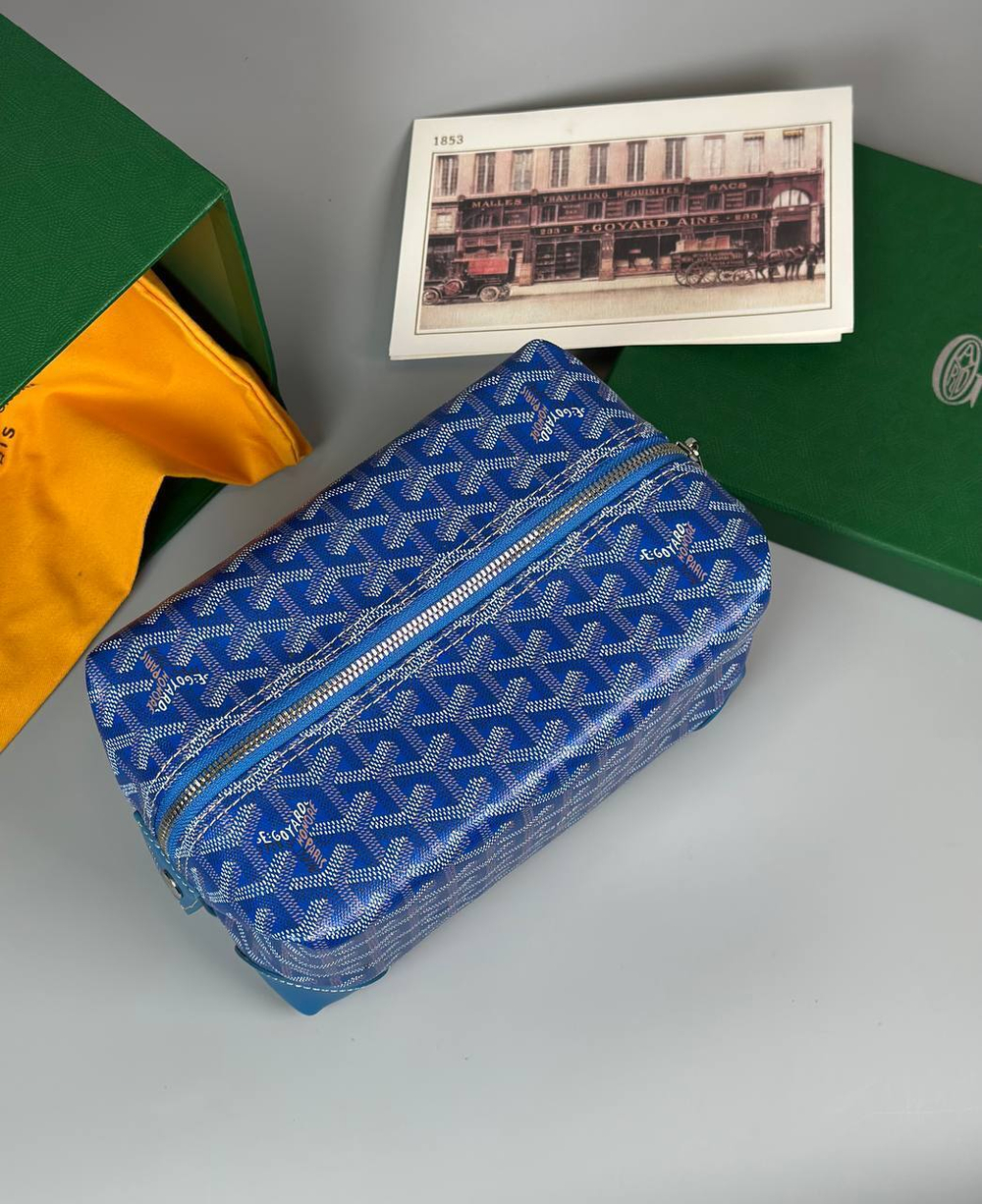 Косметичка Goyard