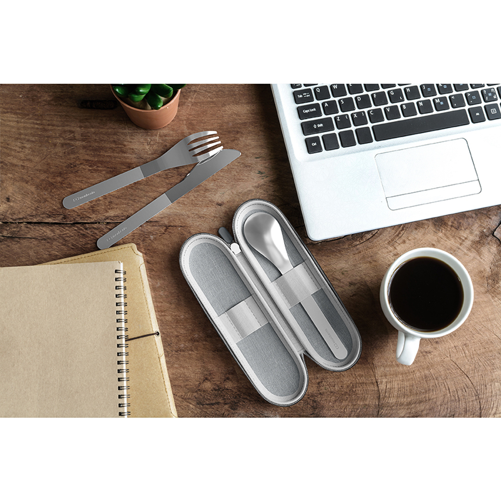 Набор из 3 столовых приборов в футляре mb slim nest, grey