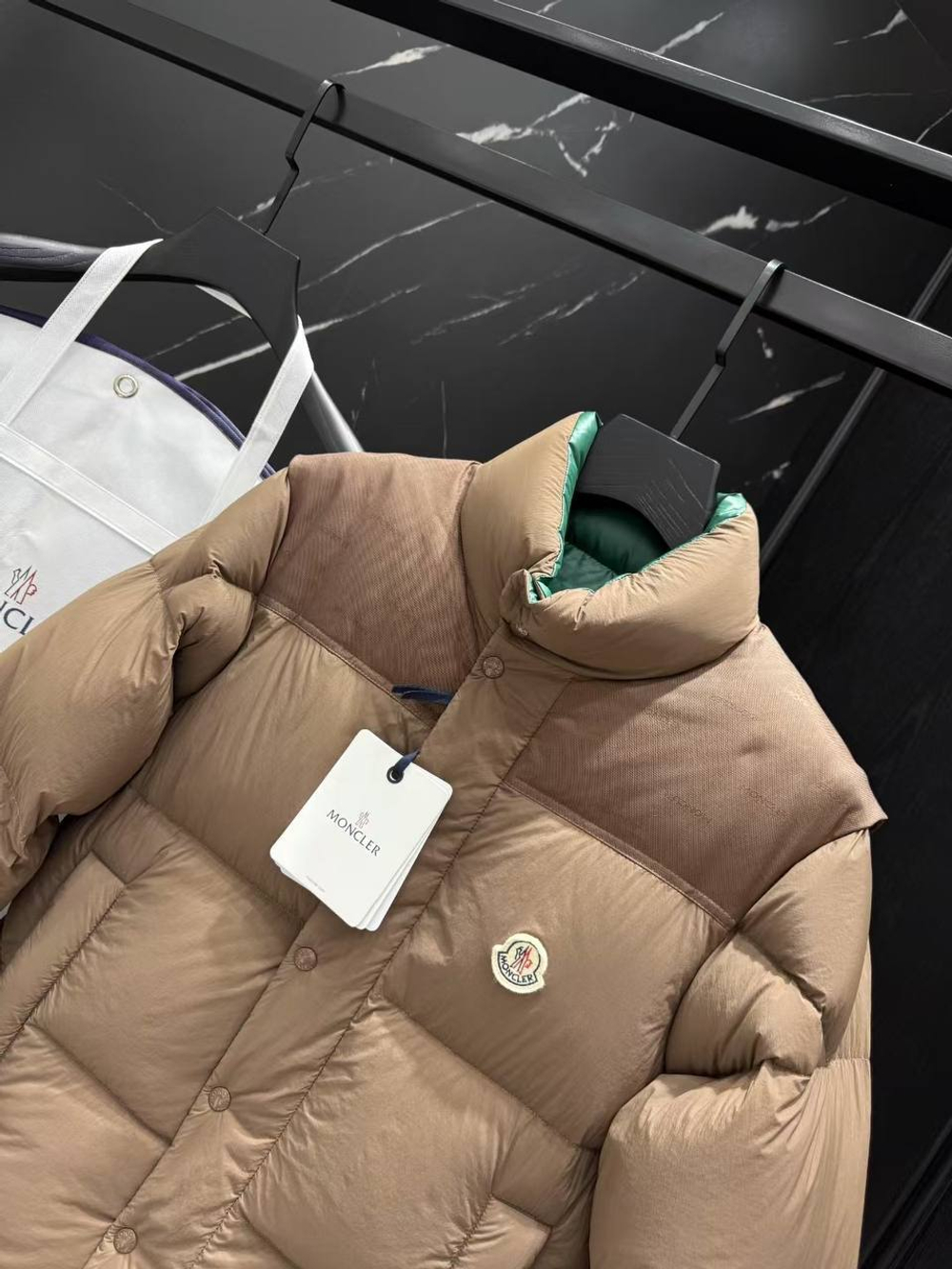 Двухсторонний пуховик-трансформер Moncler