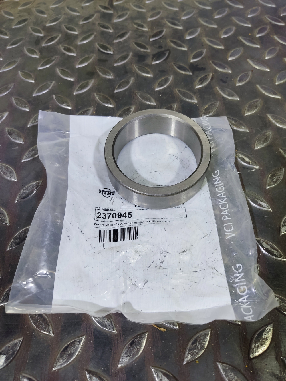 Втулка 237-0945