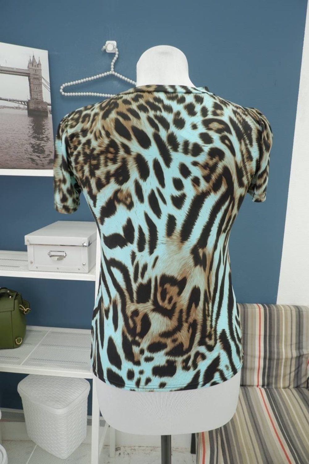 Блузка леопардовая 46 размер