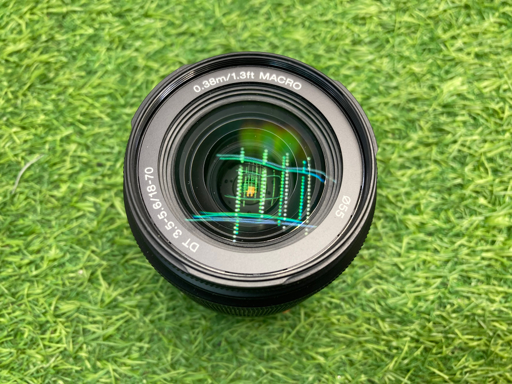 Sony DT 18-70mm 3.5-5.6