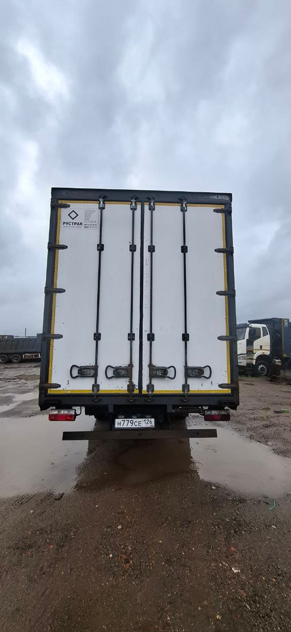 РусТрак 5389* на шасси Dongfeng C120 Бортовой (Евроборт) 5389C2-03 (Бортовой, Дизельный, 3,8 л, 166
