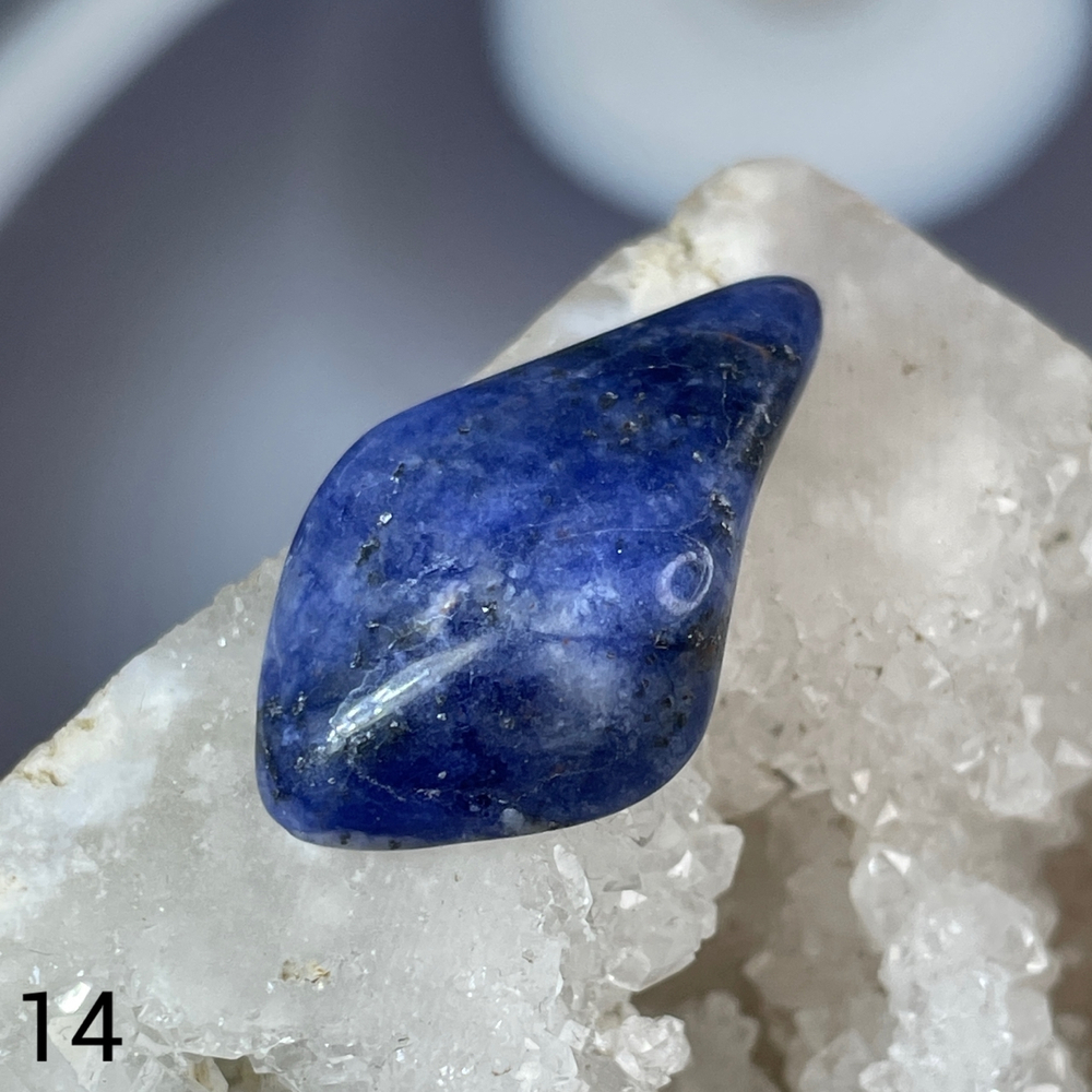 59085 Содалит Галтовка 20-24мм--46
