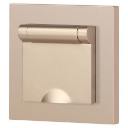 Розетка Intro Accent 6-203-04 2P+E Schuko с крышкой 16А-250В IP20 СУ AL/CU шампань