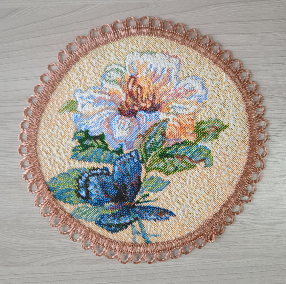 Набор декоративных гобеленовых салфеток Вальс цветов (1 шт D 54см+6 шт d 20см)