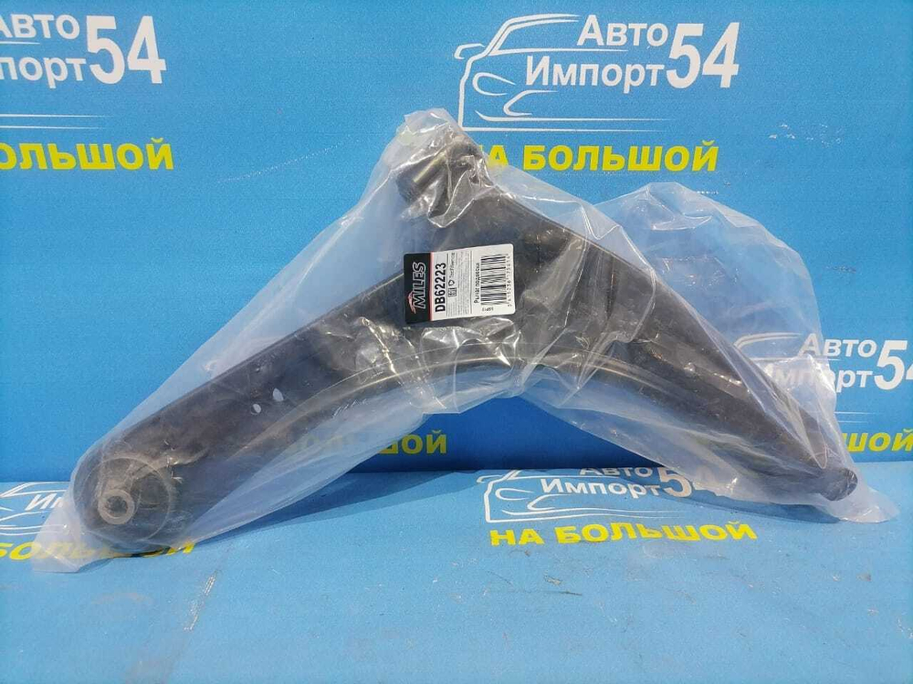 Рычаг передний правый MITSUBISHI LANCER 2007-2017