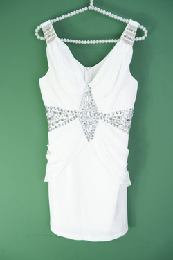 Платье нарядное 40 размер