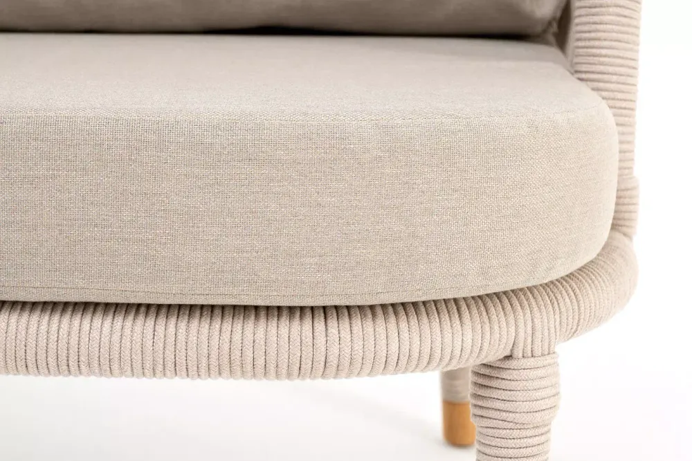 "Верона" кресло плетеное из роупа, каркас алюминий белый муар, роуп бежевый круглый, ткань бежевая 15052