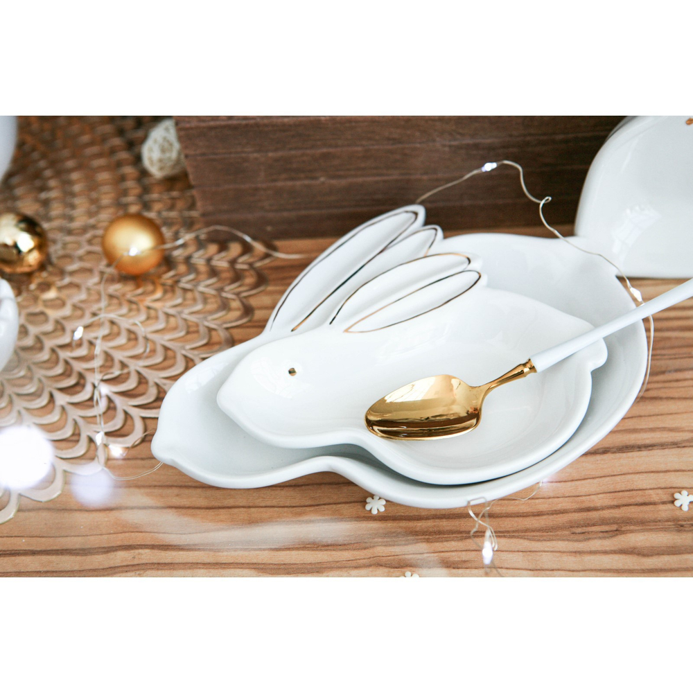 Блюдо Зайка в золотом, 20,5×15,5×3,2 см, цвет белый
