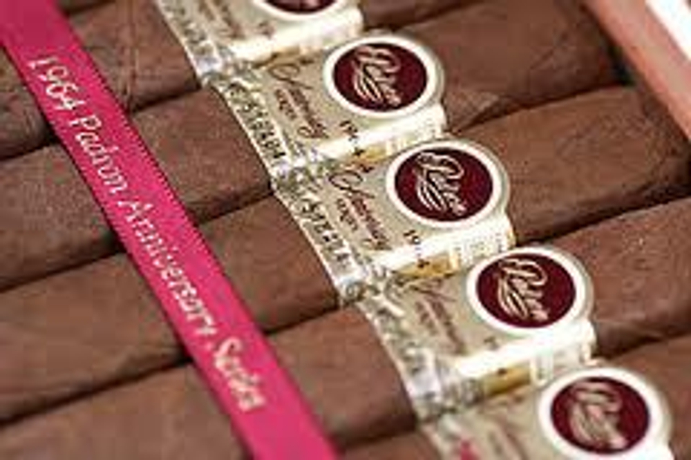 Padron 1964 Anniversary Series Exclusivo