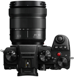 Фотоаппарат Panasonic Lumix DC-S5 Kit LUMIX S 20-60mm F3.5-5.6, черный