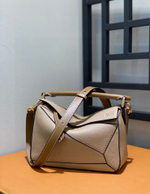 Loewe Puzzle 24 cm